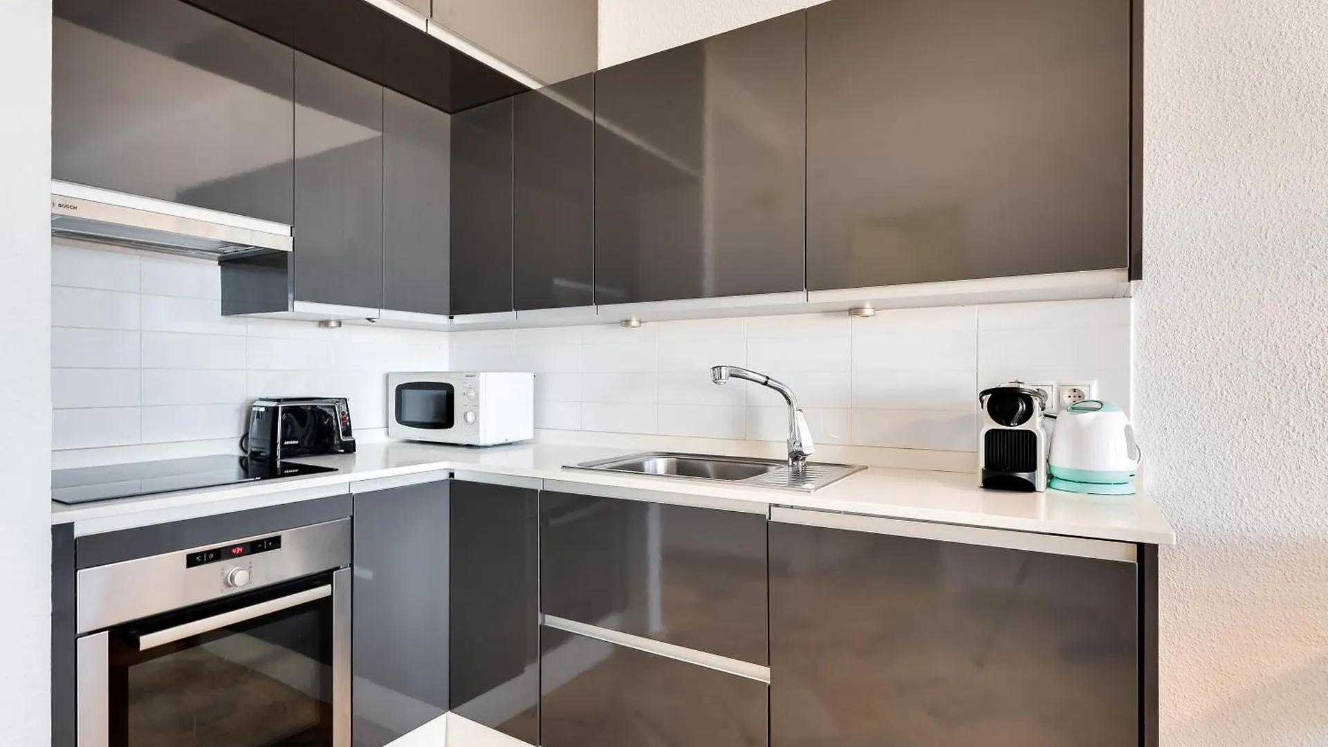 Front Line Beach Studio Apartment Marbella 0*,  Spain